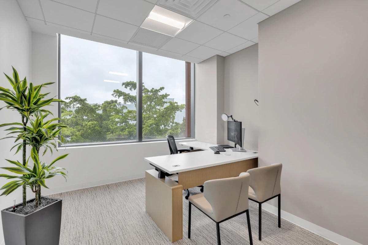 What Should You Look for in Ergonomic Office Furniture? Chairs, Sit-Stand Desks and Buying Criteria Explained